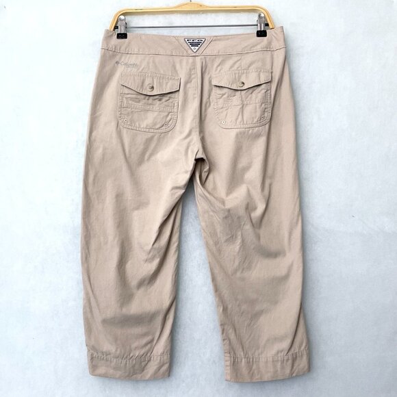 Columbia Women's Tan Capri Pants Omni Shade Camp Hiking Lightweight size 8 - Picture 2 of 8